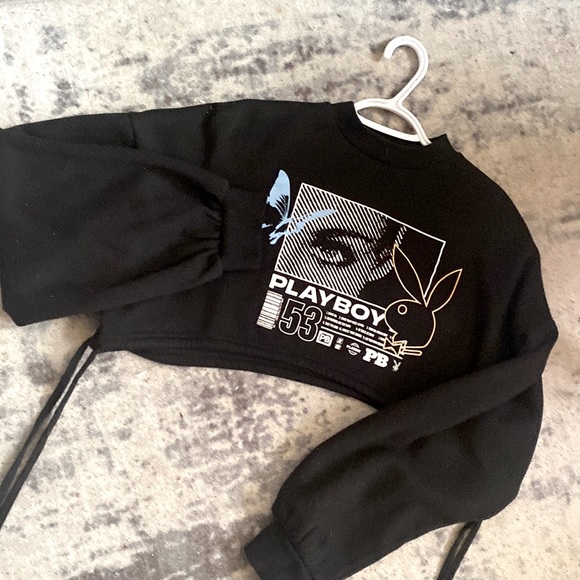 LIKE NEW PLAYBOY SOFT ULTRA CROPPED GRAPHIC SWEATSHIRT - Picture 3 of 3